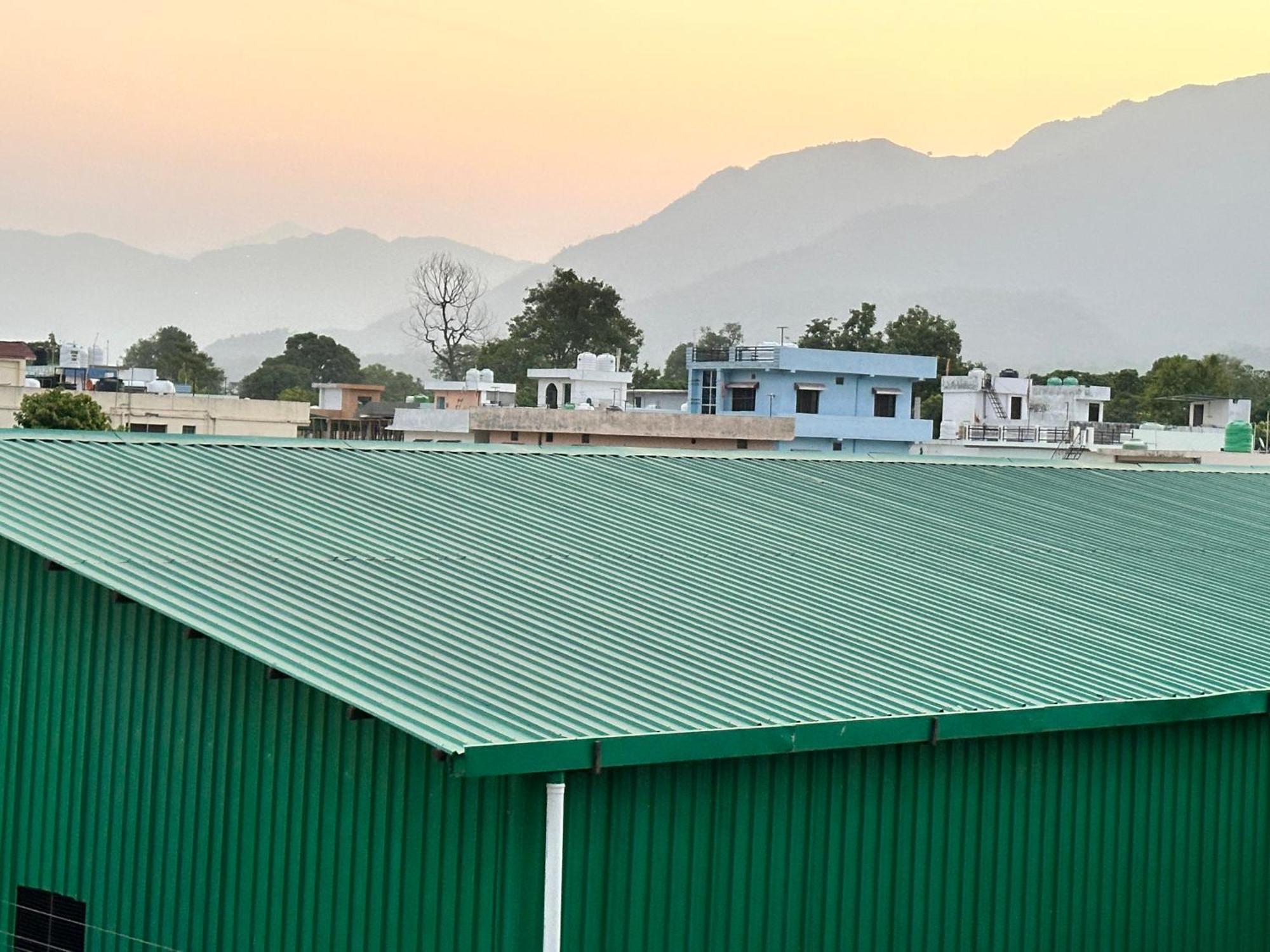 فيلا Yoga Retreat At The Ganges In Rishīkesh المظهر الخارجي الصورة